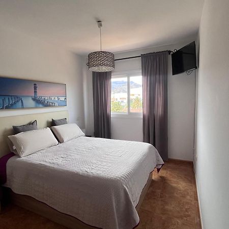 Melo Home Vecindario-Near Airport-Elevator-Garage Sardina Kültér fotó